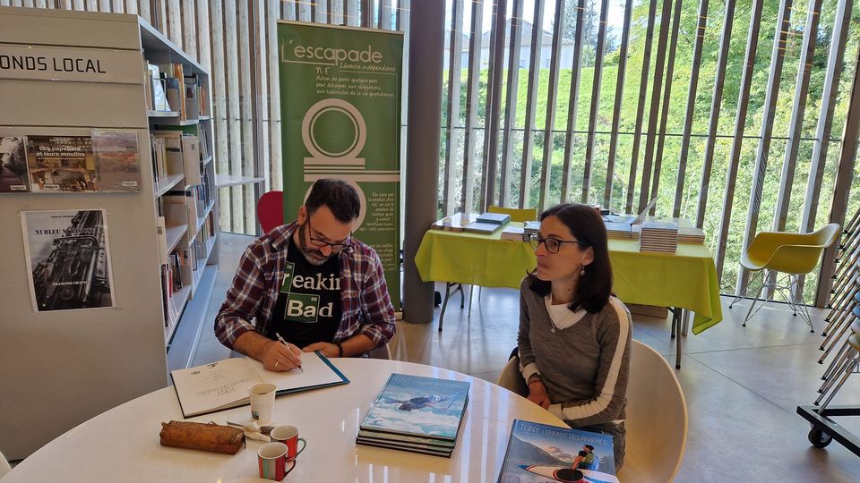 Elsa Krim et Fred Campoy à la Médiathèque des gaves le 05 octobre 2024 pour leurs bandes dessinées "Tony l'enfant des rivières"